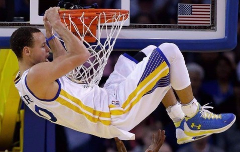 世界杯球队新闻-郁金香铁壁与尖刺，荷兰防守反击开启战术新变局